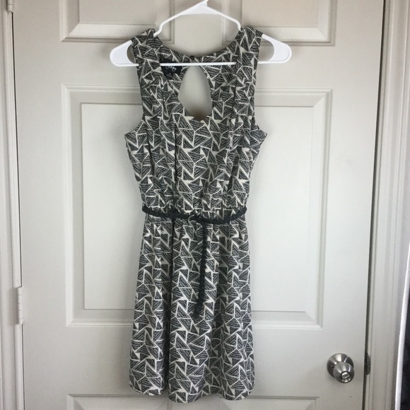 Dresses & Skirts - BY & By Dress Juniors (M)